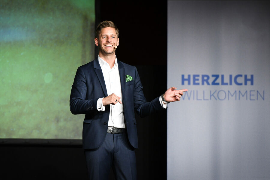 Keynote Speaker Schweiz buchen Florian Ilgen auf Messe